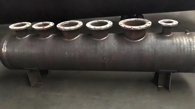 西城水泵集分水器